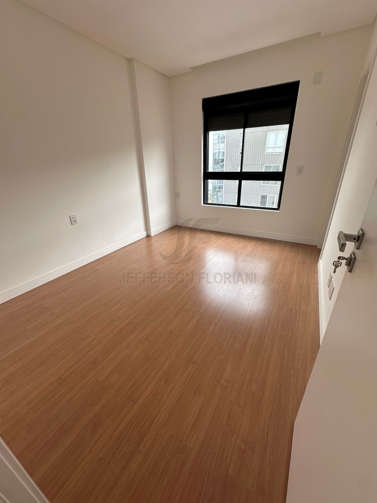 Duplex 3 Suítes na Brava em Itajaí a apenas 250 metros do mar