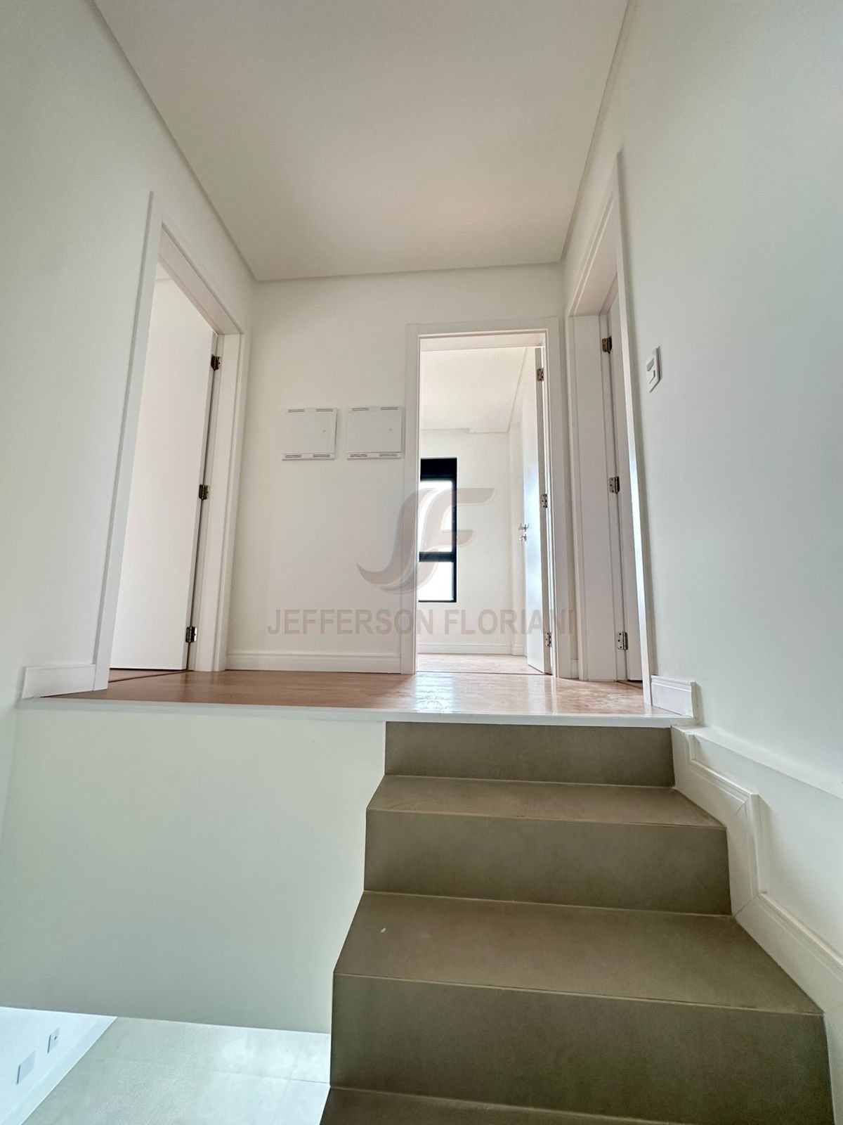 Duplex 3 Suítes na Brava em Itajaí a apenas 250 metros do mar