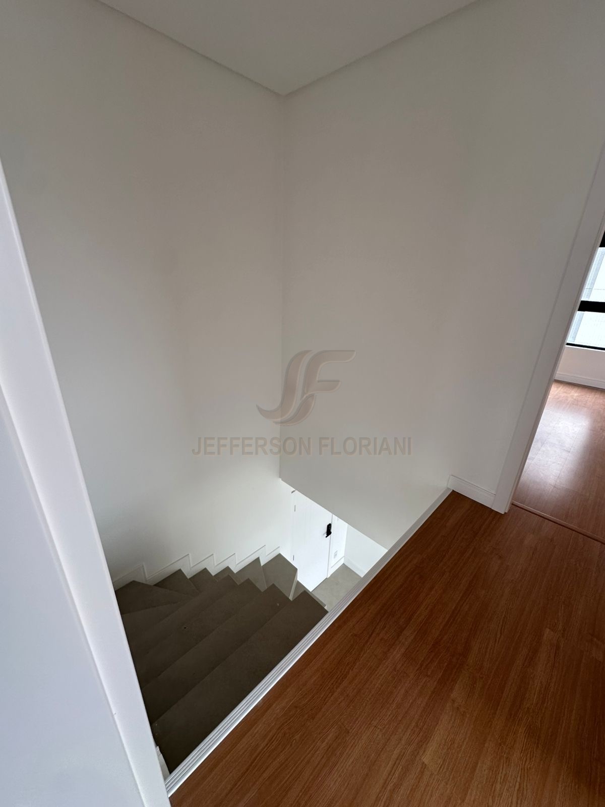 Duplex 3 Suítes na Brava em Itajaí a apenas 250 metros do mar