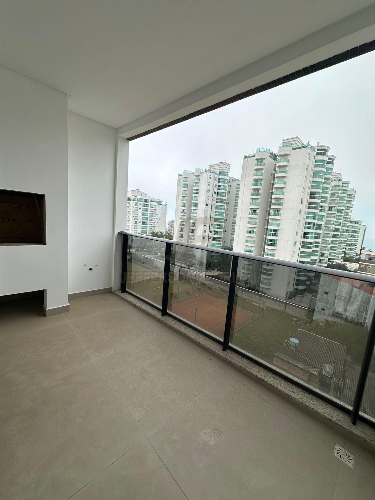 Duplex 3 Suítes na Brava em Itajaí a apenas 250 metros do mar