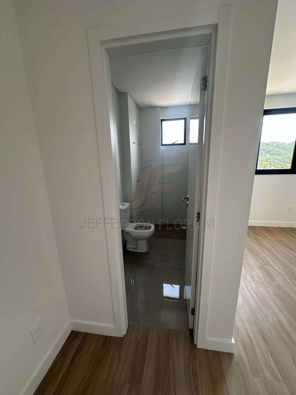 Suíte + um dormitório no Bairro Fazenda em Itajaí