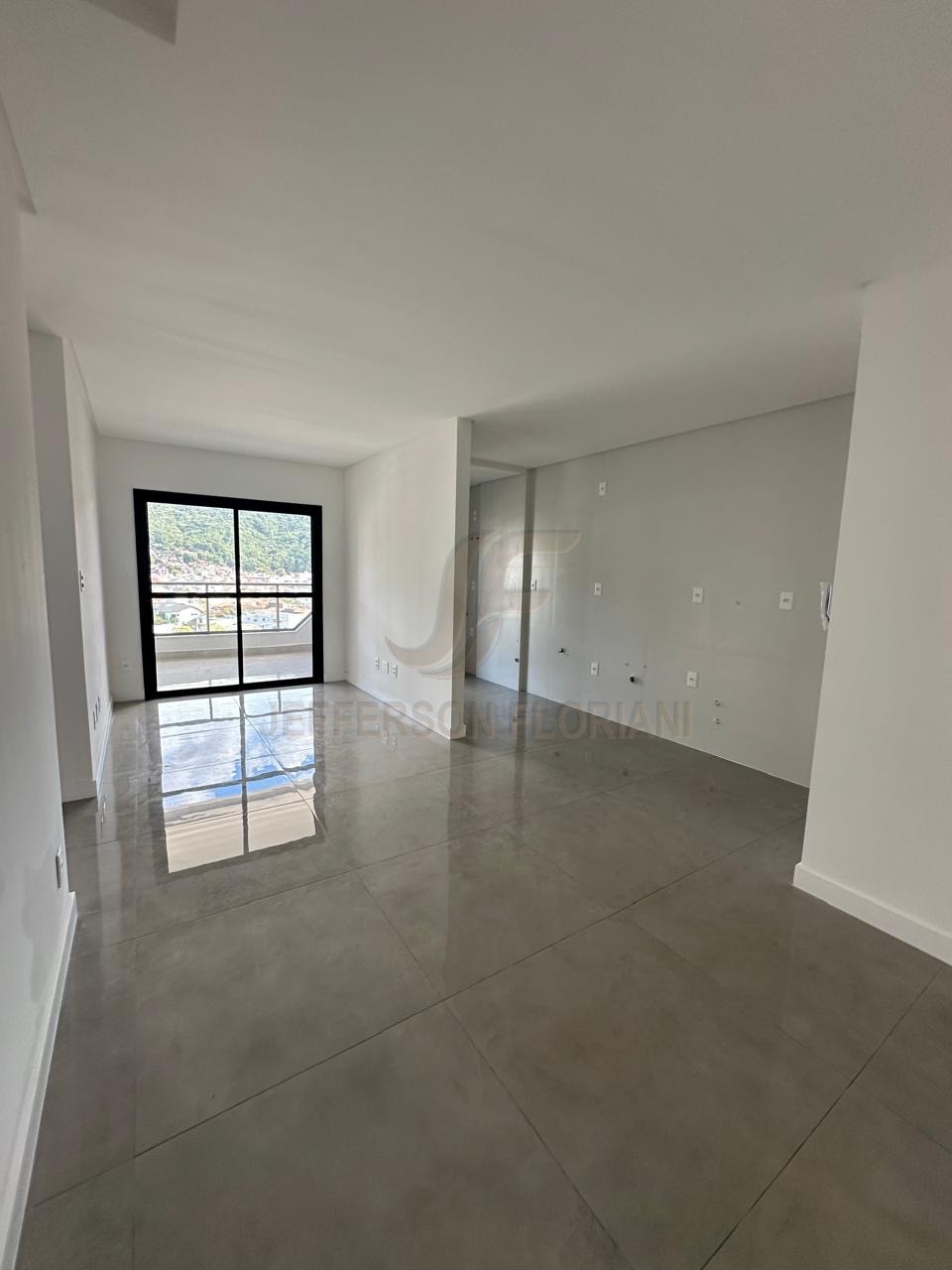 Suíte + um dormitório no Bairro Fazenda em Itajaí