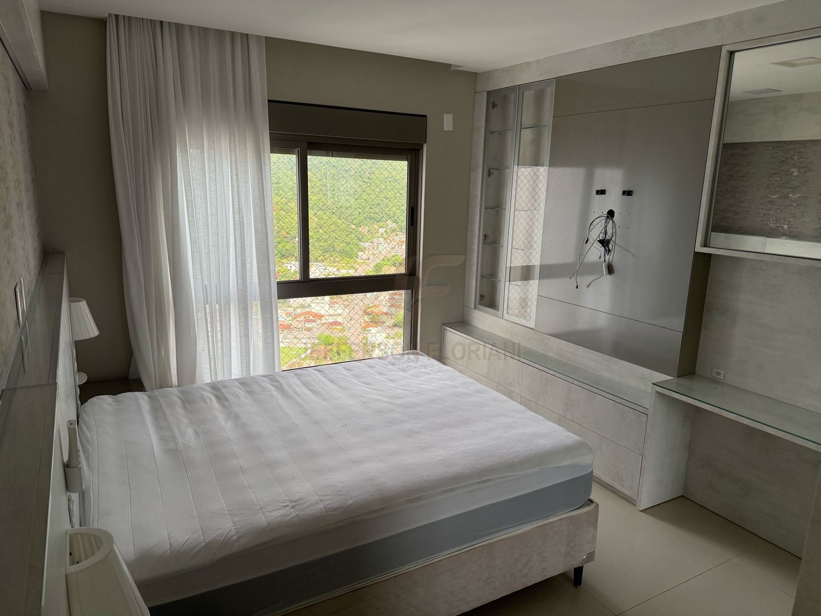 Frente Mar Embraed 3 Suítes Mobiliado