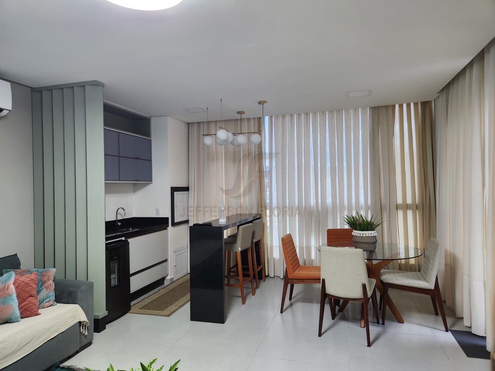 Duplex em Canto Grande com 3 Suítes