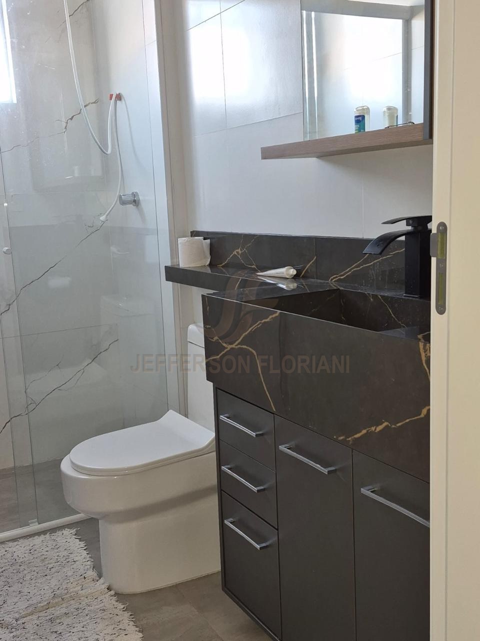 Apartamento Novinho 1 Suíte + 1 Dormitório Semi Mobiliado 