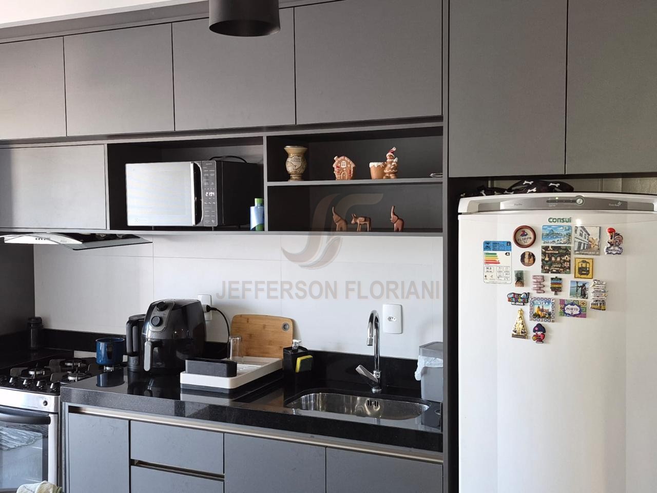 Apartamento Novinho 1 Suíte + 1 Dormitório Semi Mobiliado 