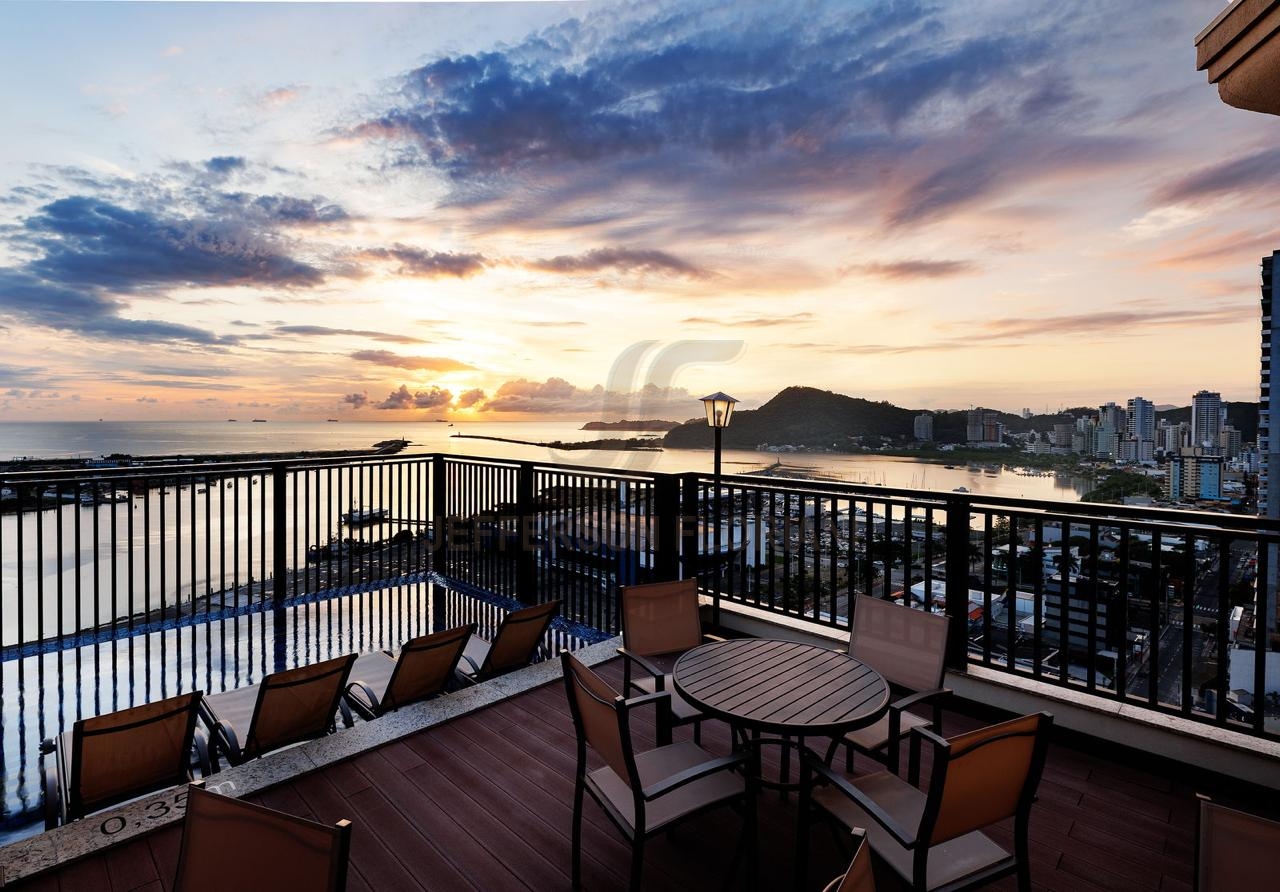 Apartamento 4 suítes para Venda no bairro Centro em Itajaí