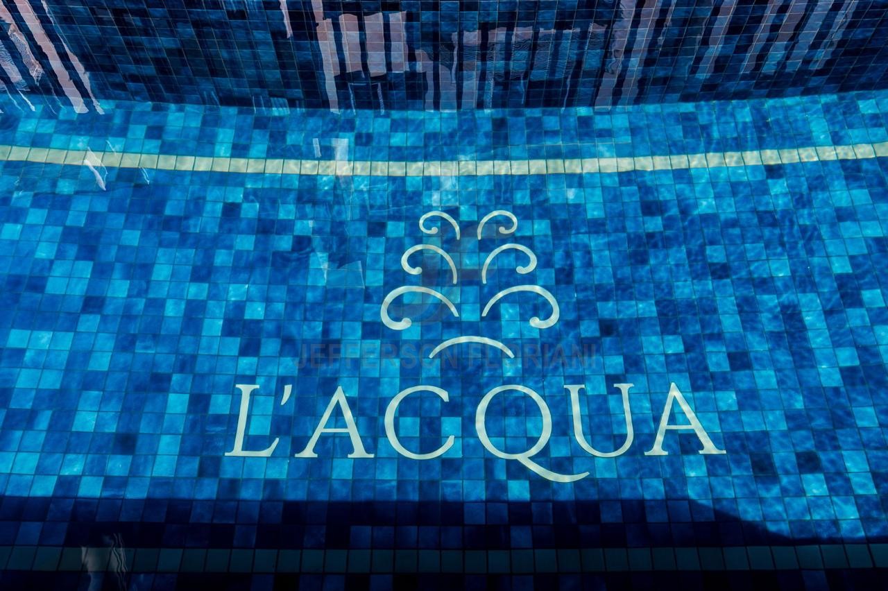 Apartamento 4 suítes para Venda no bairro Centro em Itajaí