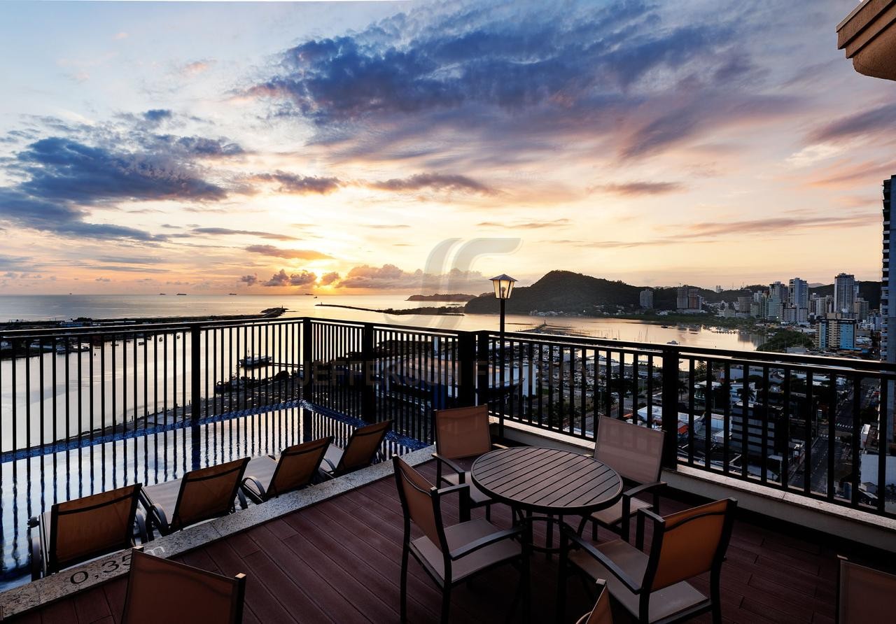 Apartamento 4 suítes para Venda no bairro Centro em Itajaí