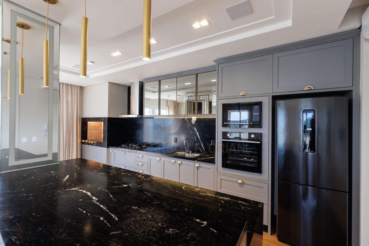 Apartamento 4 suítes para Venda no bairro Centro em Itajaí