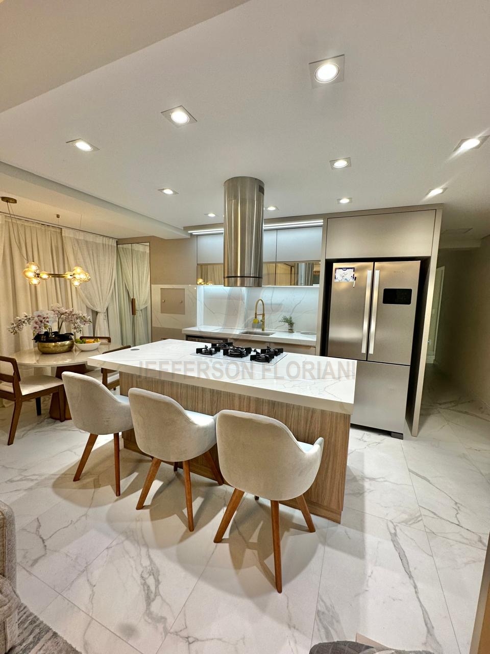 Apartamento Novo com 3 Dormitórios, sendo 1 suíte + 2 Vagas