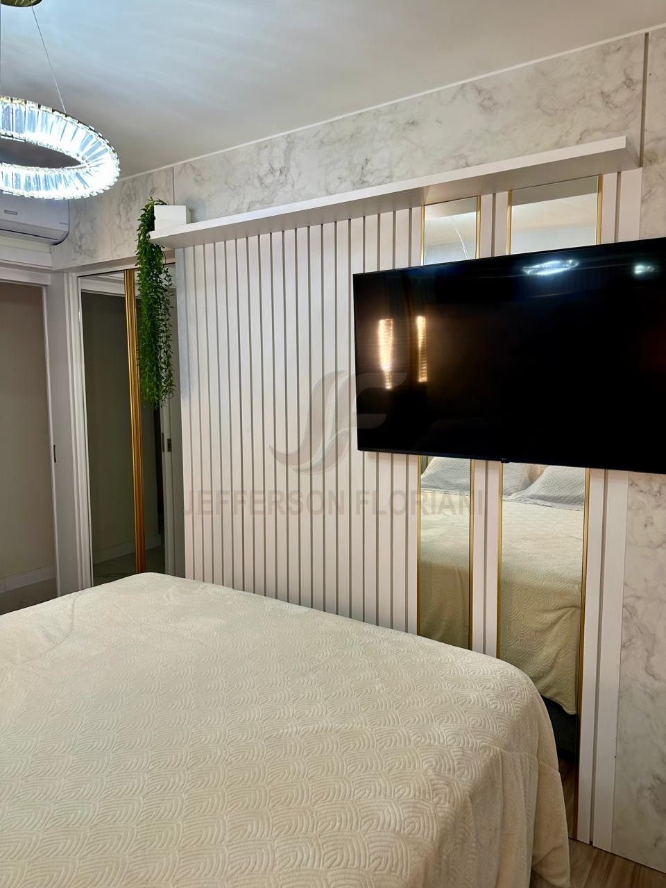 Apartamento Novo com 3 Dormitórios, sendo 1 suíte + 2 Vagas