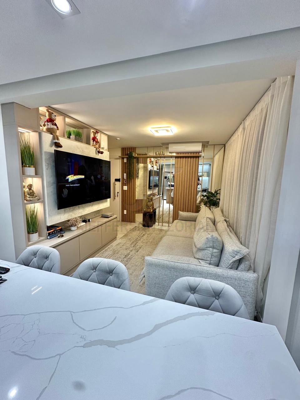 Apartamento Novo com 3 Dormitórios, sendo 1 suíte + 2 Vagas