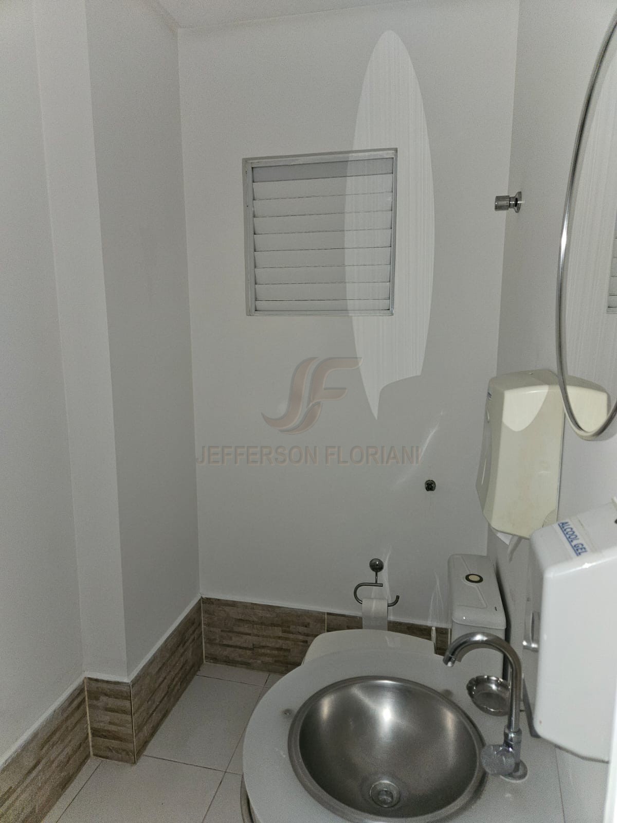 Sala comercial para Locação Anual no bairro Centro em Balneário Camboriú