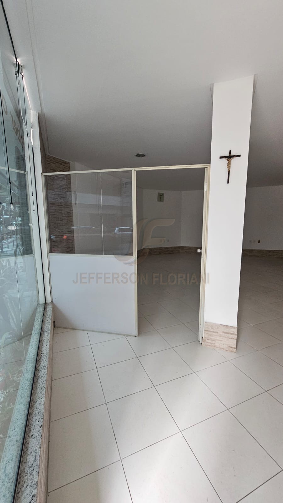 Sala comercial para Locação Anual no bairro Centro em Balneário Camboriú