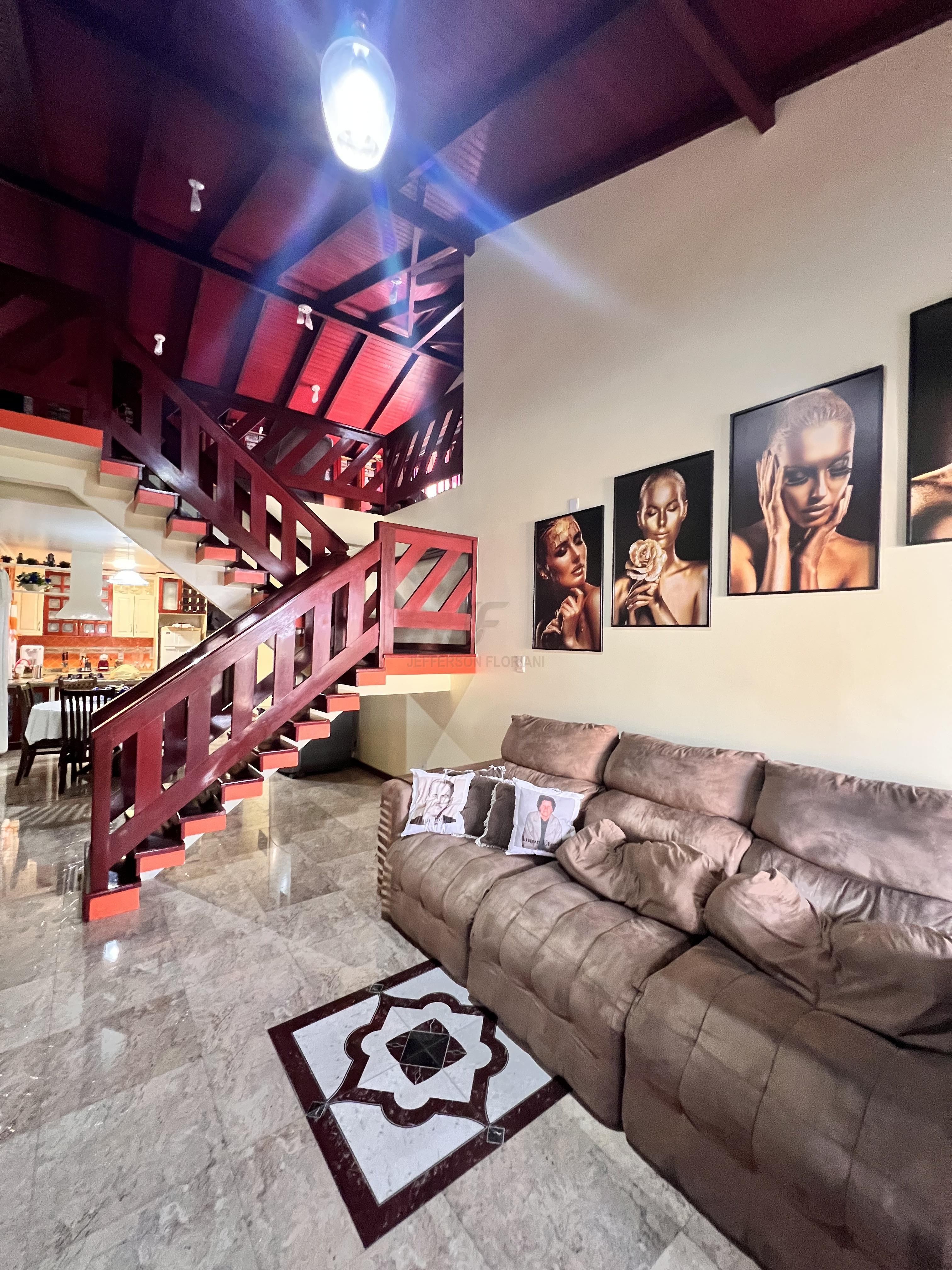 Casa 3 suítes para Venda no bairro Dom Bosco em Itajaí