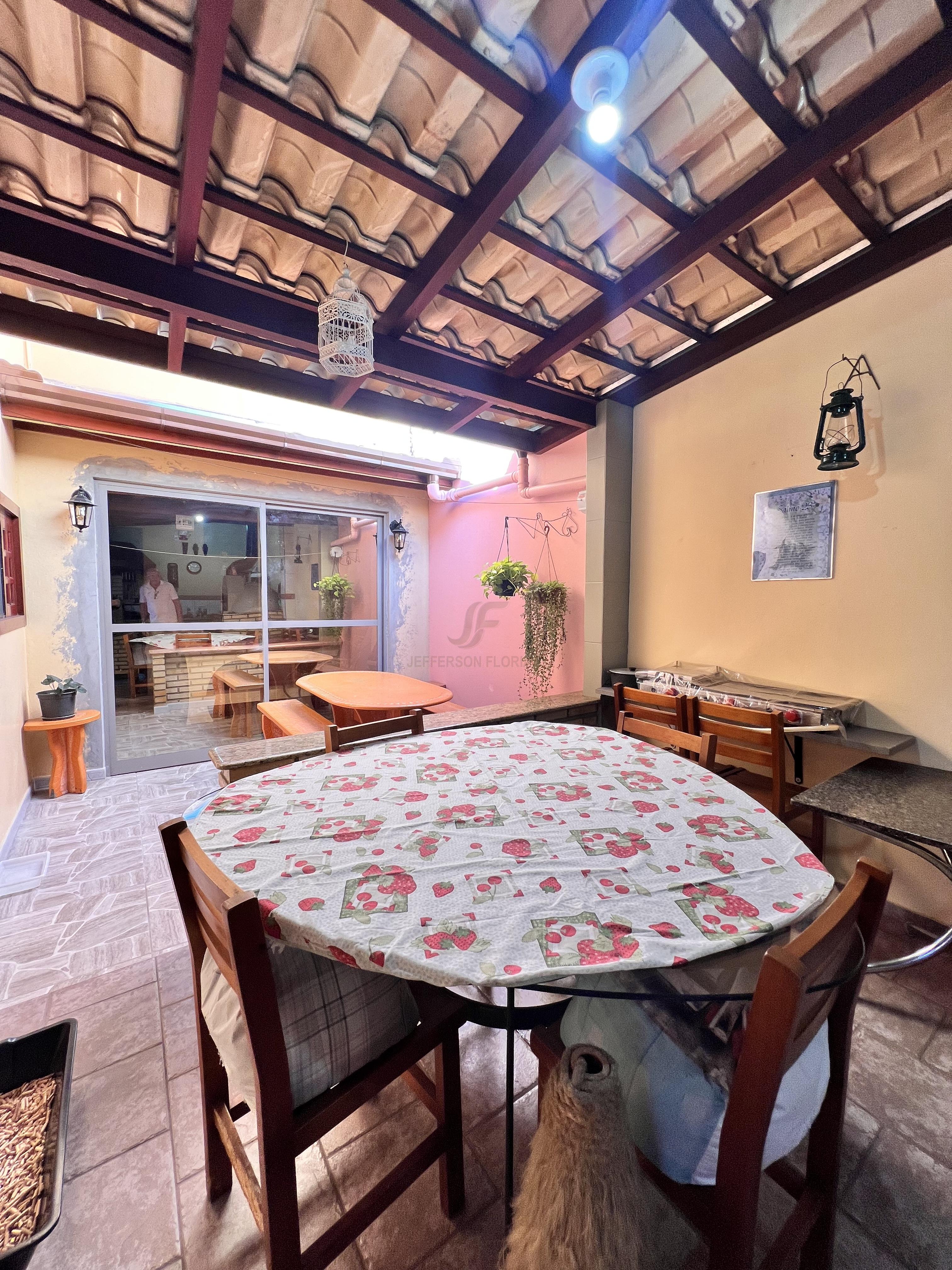 Casa 3 suítes para Venda no bairro Dom Bosco em Itajaí