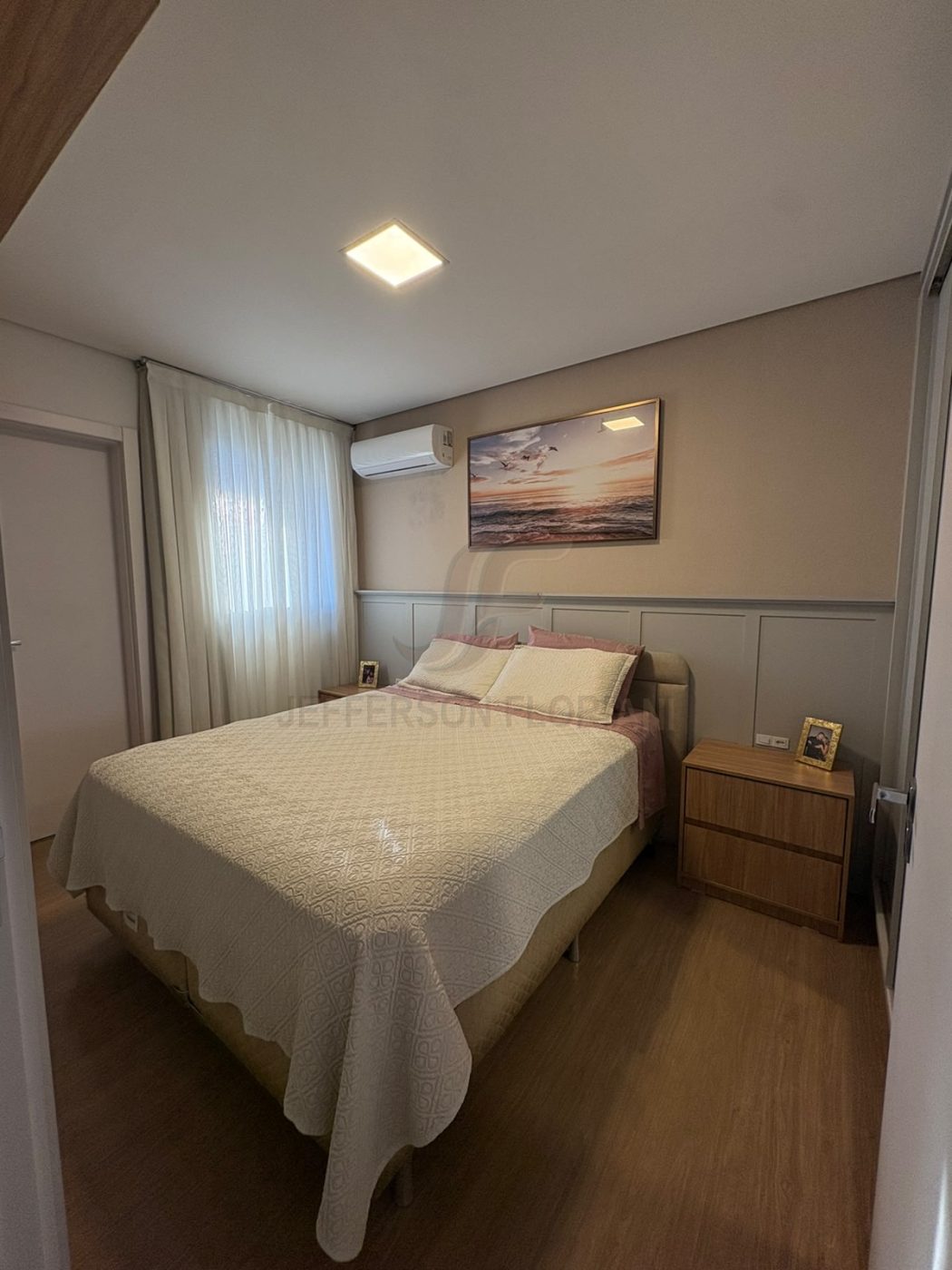 Elegância em Cada Detalhe: Apartamento de 3 Dormitórios Finamente Mobiliado