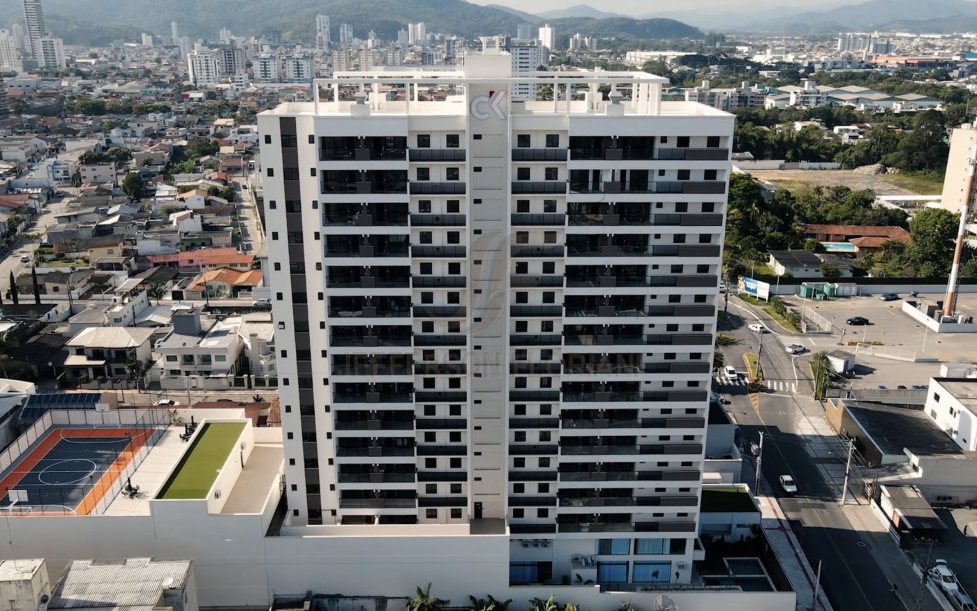 Elegância em Cada Detalhe: Apartamento de 3 Dormitórios Finamente Mobiliado