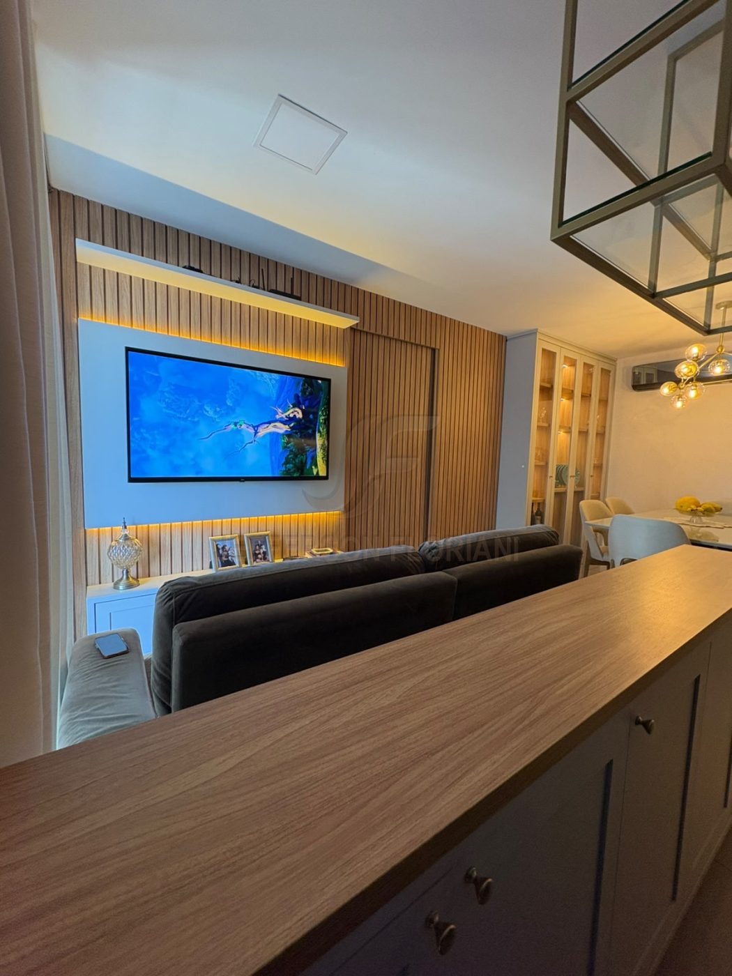 Elegância em Cada Detalhe: Apartamento de 3 Dormitórios Finamente Mobiliado