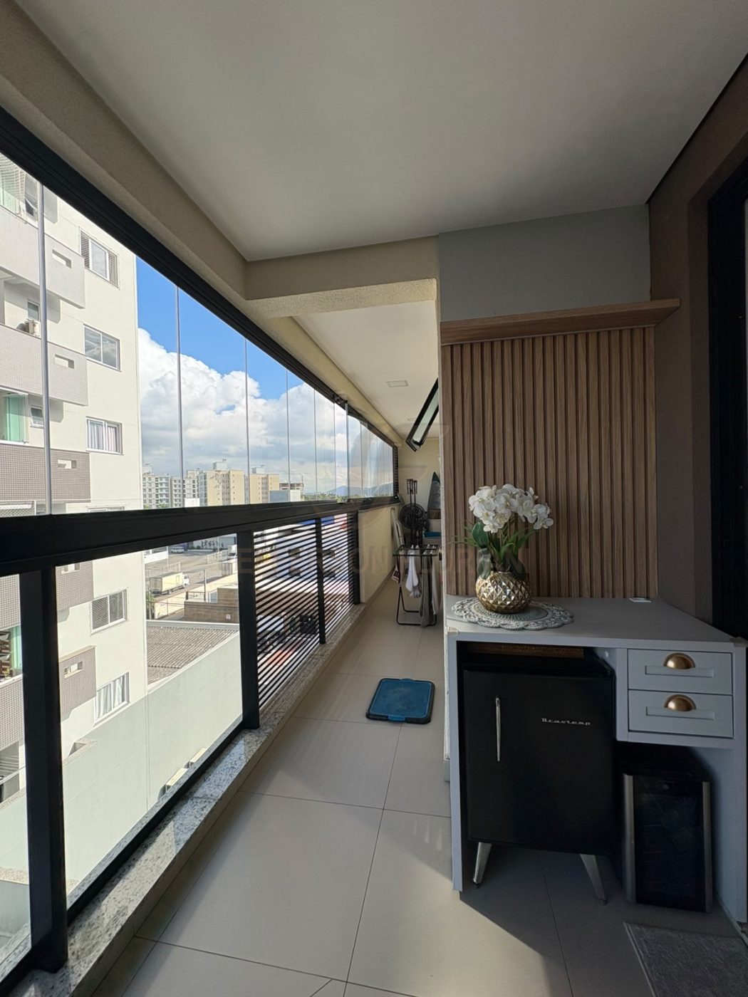 Elegância em Cada Detalhe: Apartamento de 3 Dormitórios Finamente Mobiliado