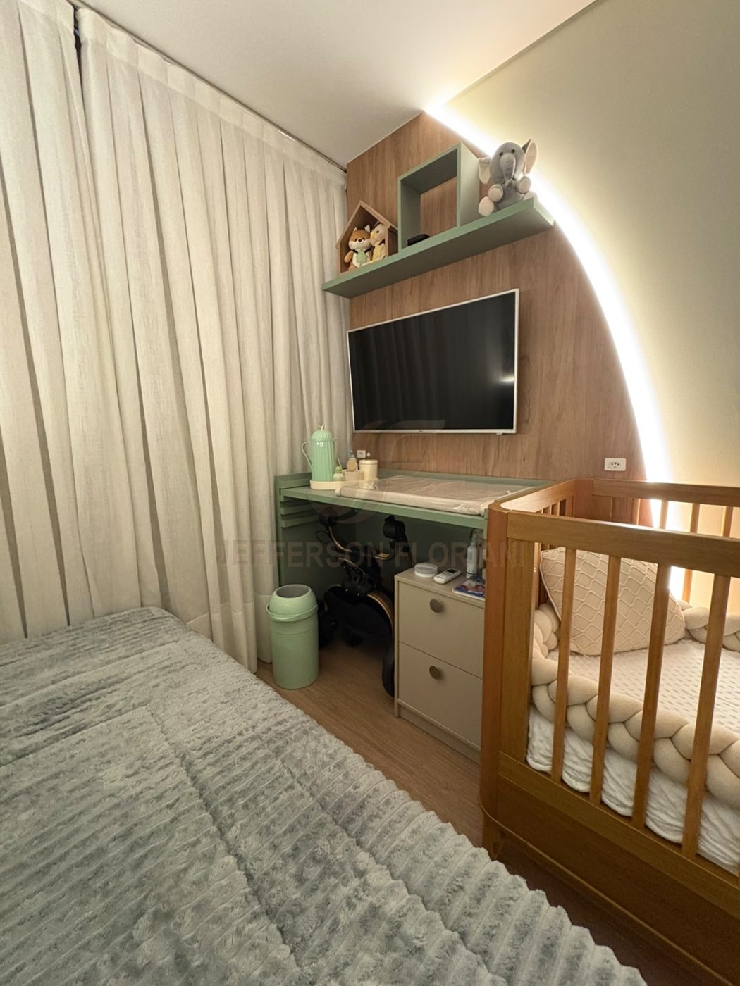 Elegância em Cada Detalhe: Apartamento de 3 Dormitórios Finamente Mobiliado