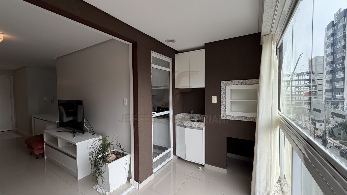 Apartamento prox Ao Forum de Itajaí 100% Mobiliado 1 Suíte + 1 Dormitório