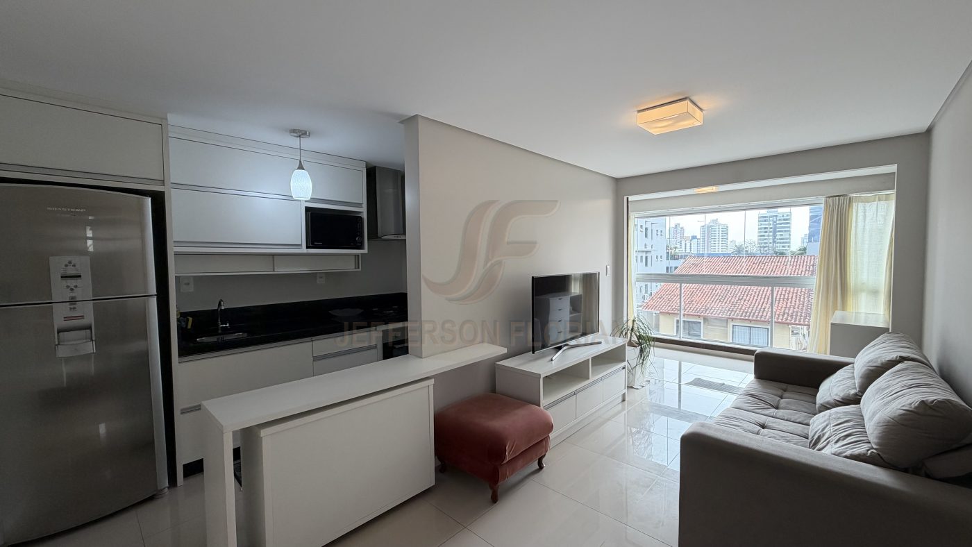 Apartamento prox Ao Forum de Itajaí 100% Mobiliado 1 Suíte + 1 Dormitório