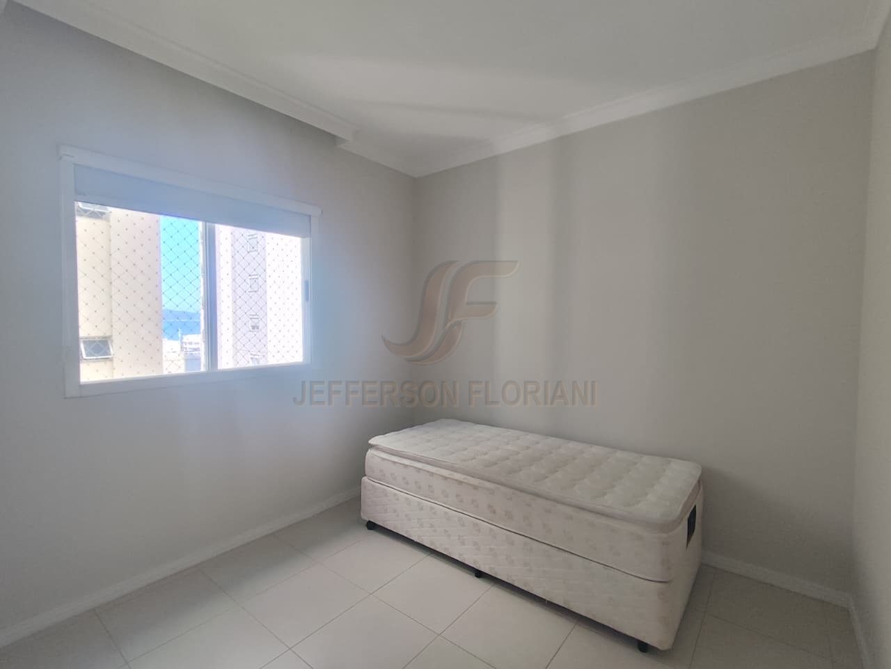 Apartamento 2 suítes para Locação Anual no bairro Pioneiros em Balneário Camboriú
