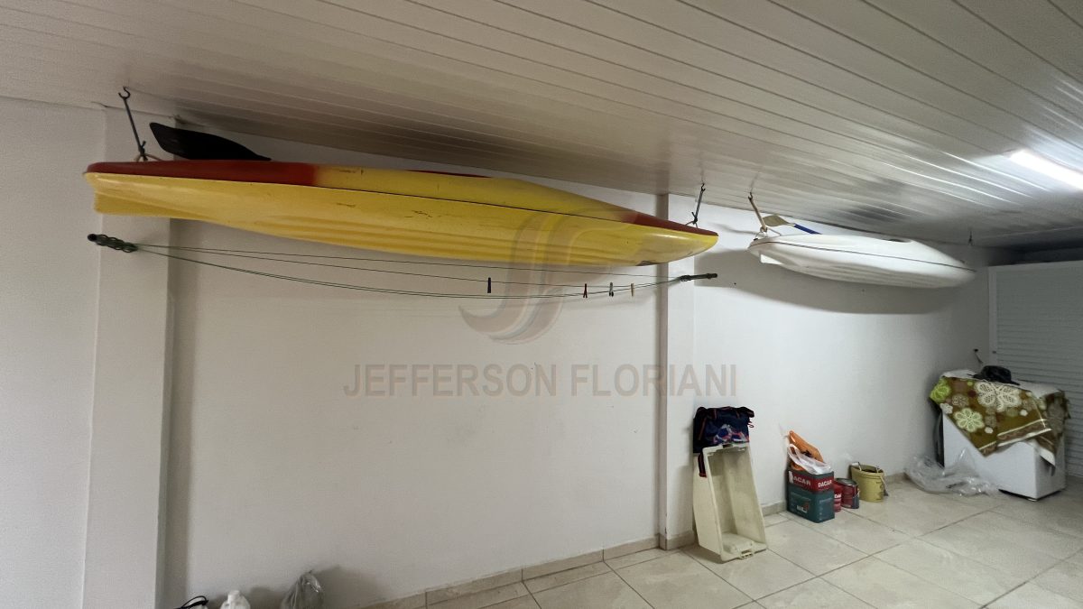 Seu lar em Canto Grande, Casa a poucos metros do Mar 