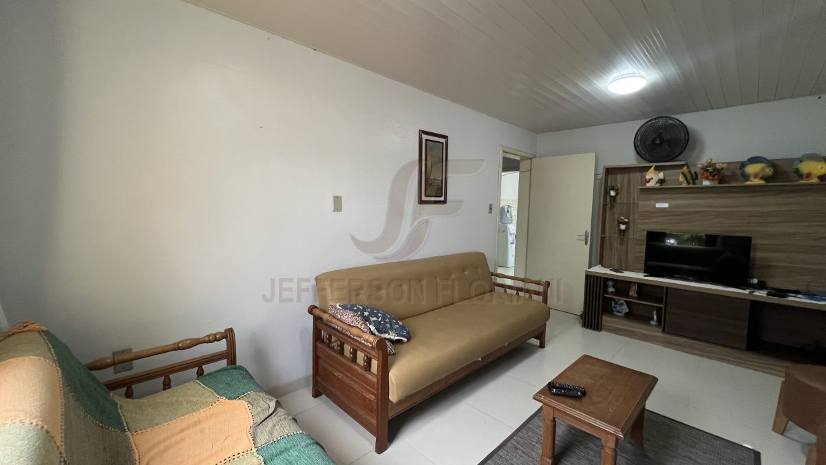 Seu lar em Canto Grande, Casa a poucos metros do Mar 