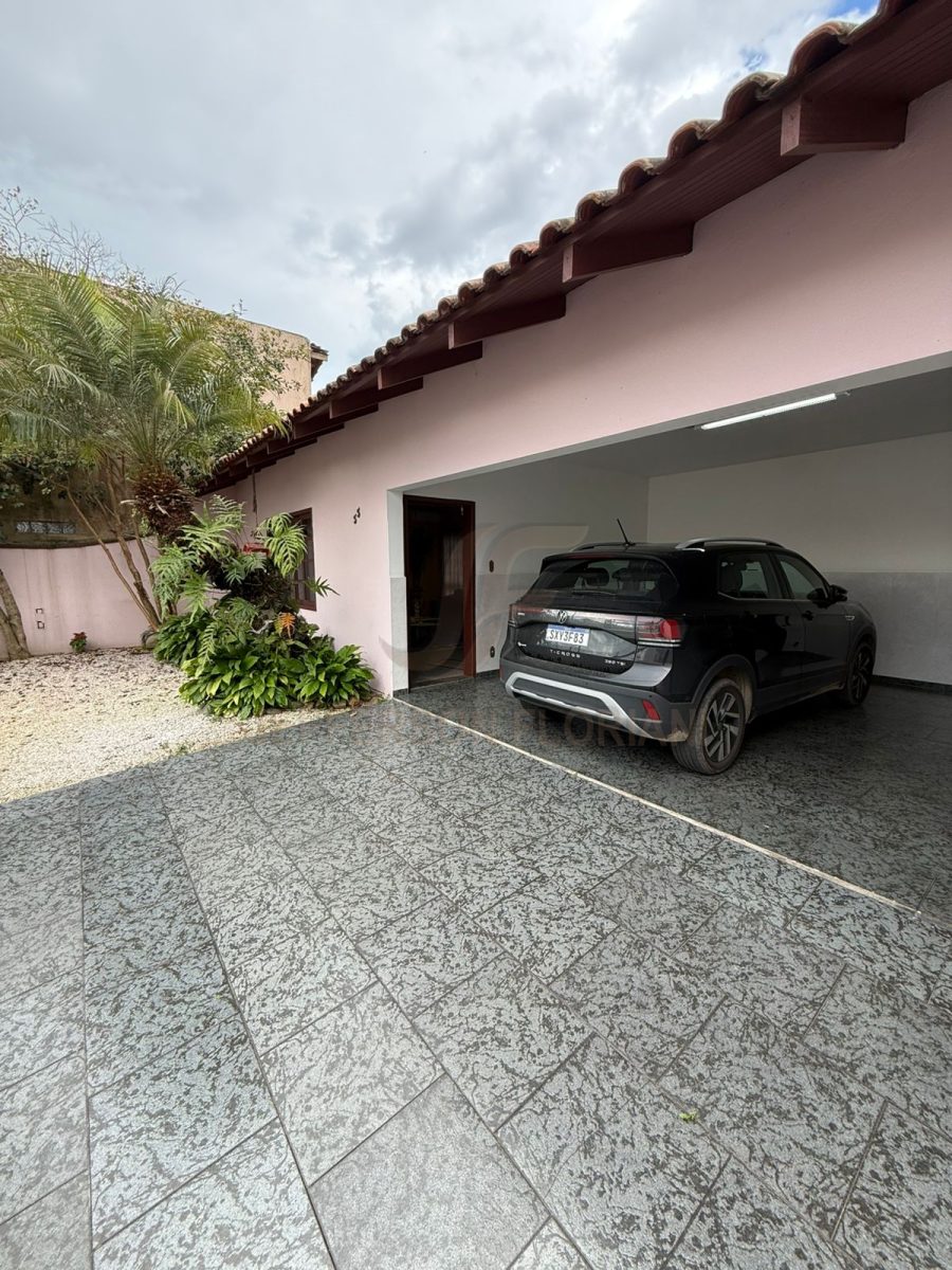 Casa 3 suítes para Venda no bairro Barra do Rio em Itajaí