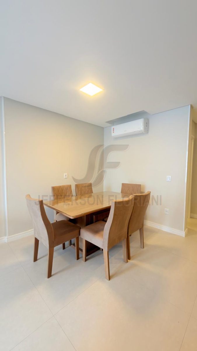 Apartamento 2 suítes para Locação Anual no bairro Centro em Itajaí