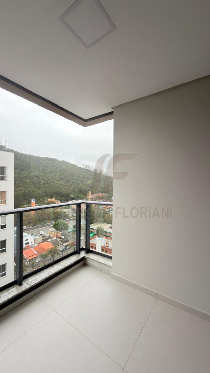 Apartamento 2 suítes para Locação Anual no bairro Centro em Itajaí