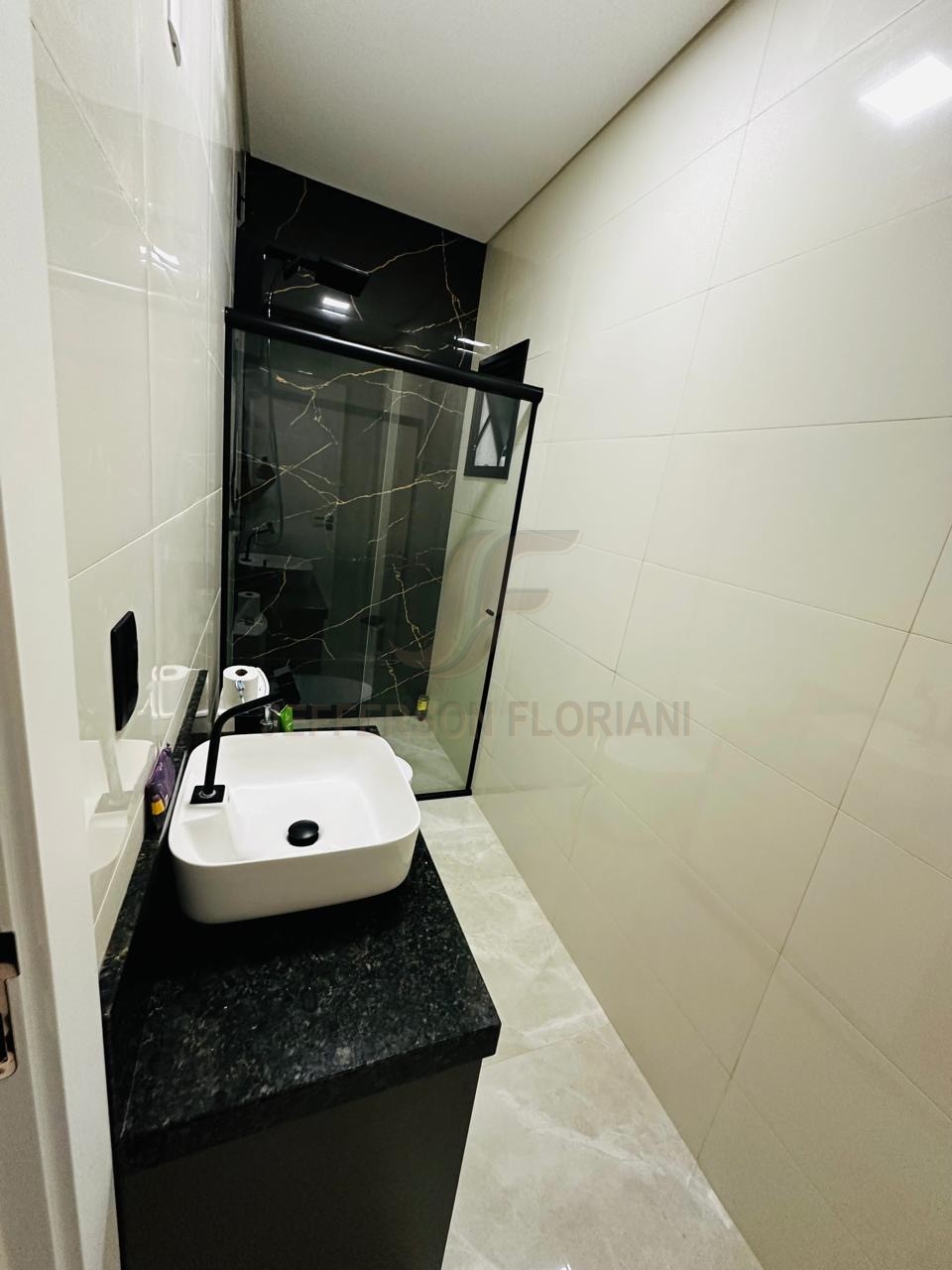 Sobrado Duplex 3 Suítes a 100 Metros do Mar