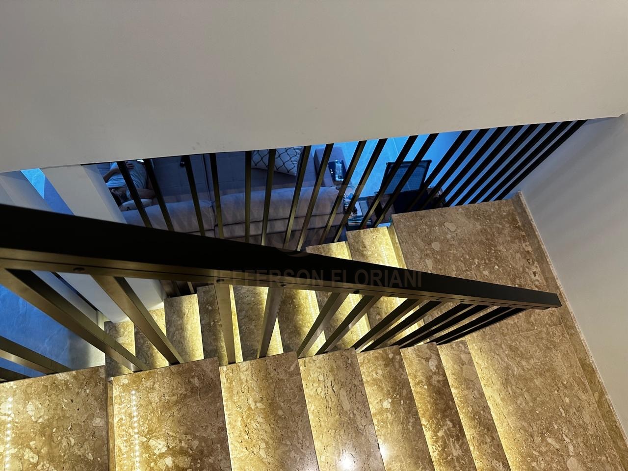 Sobrado Duplex 3 Suítes a 100 Metros do Mar