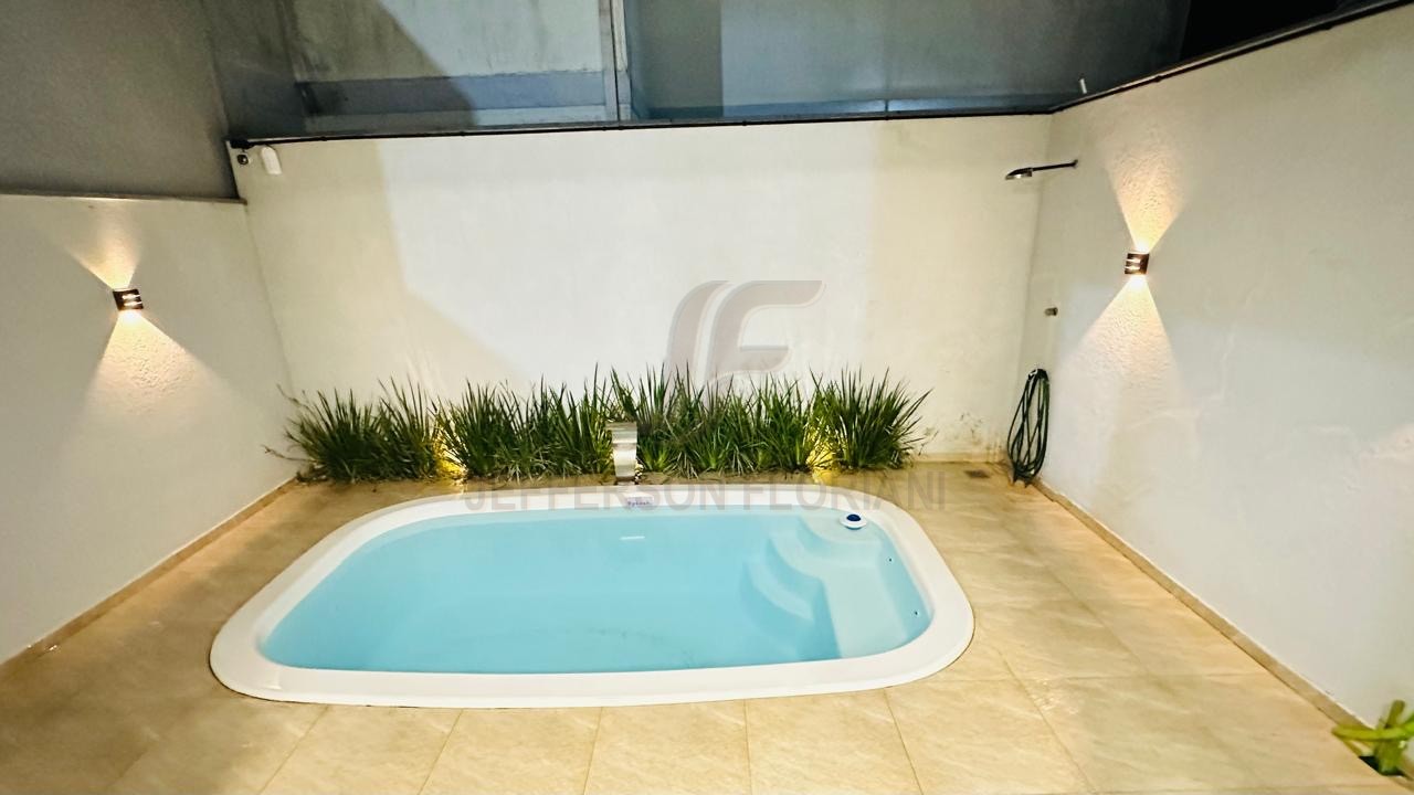 Sobrado Duplex 3 Suítes a 100 Metros do Mar