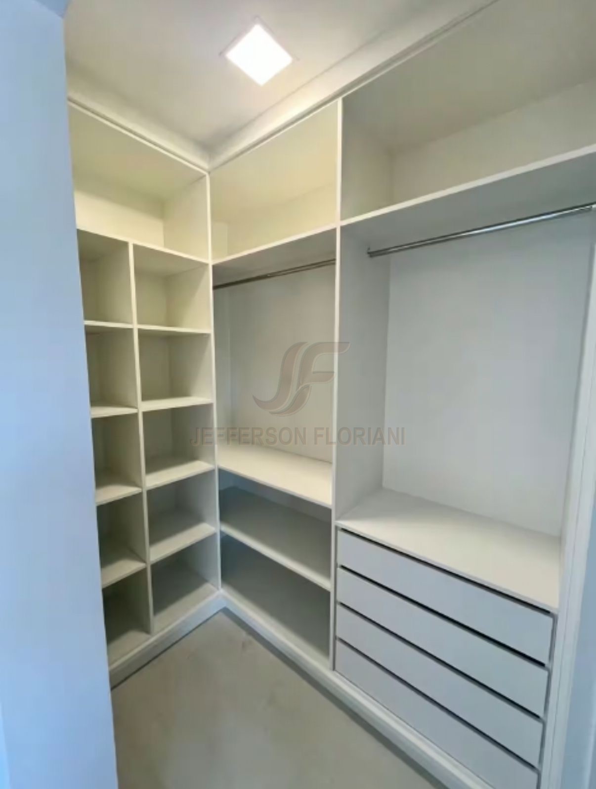 Sobrado Duplex 3 Suítes a 100 Metros do Mar