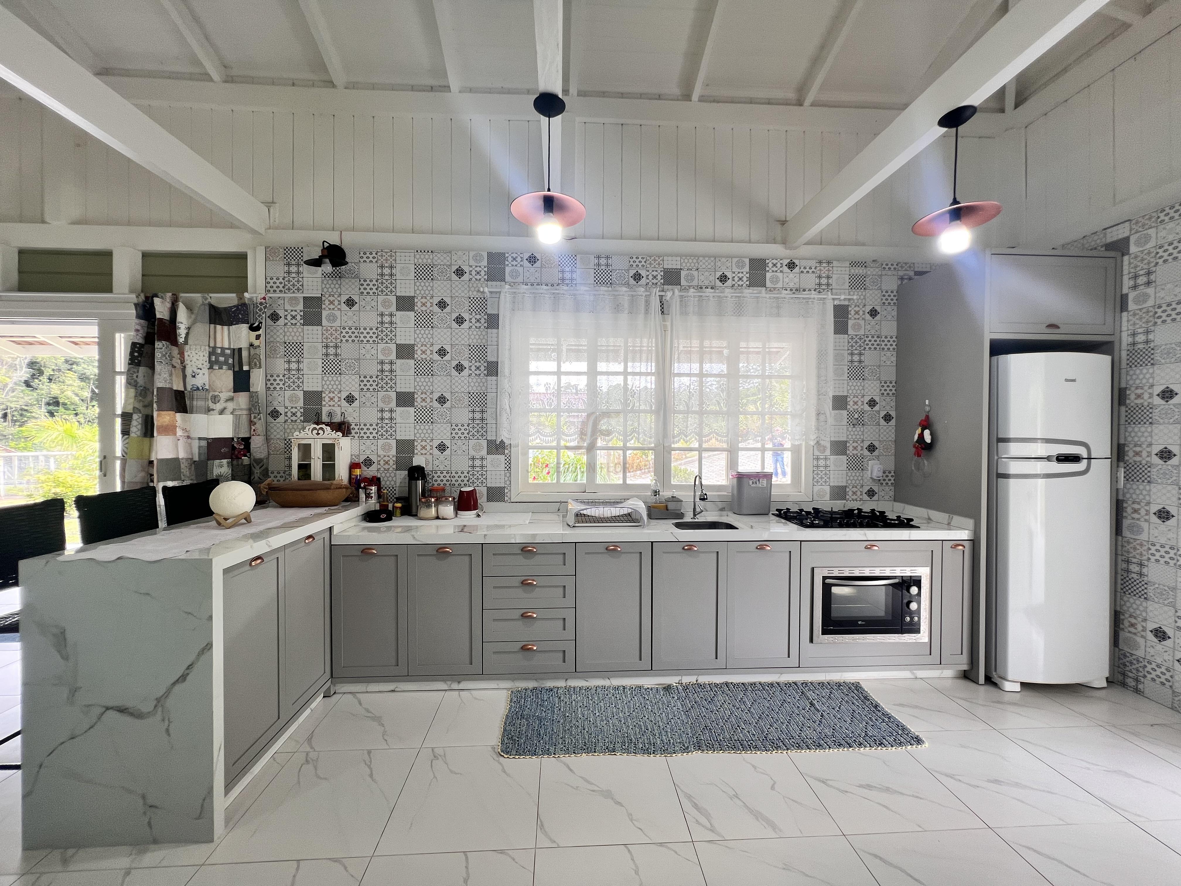 Paraíso a Venda com 2 Casas Novas, Riacho e Lagoa