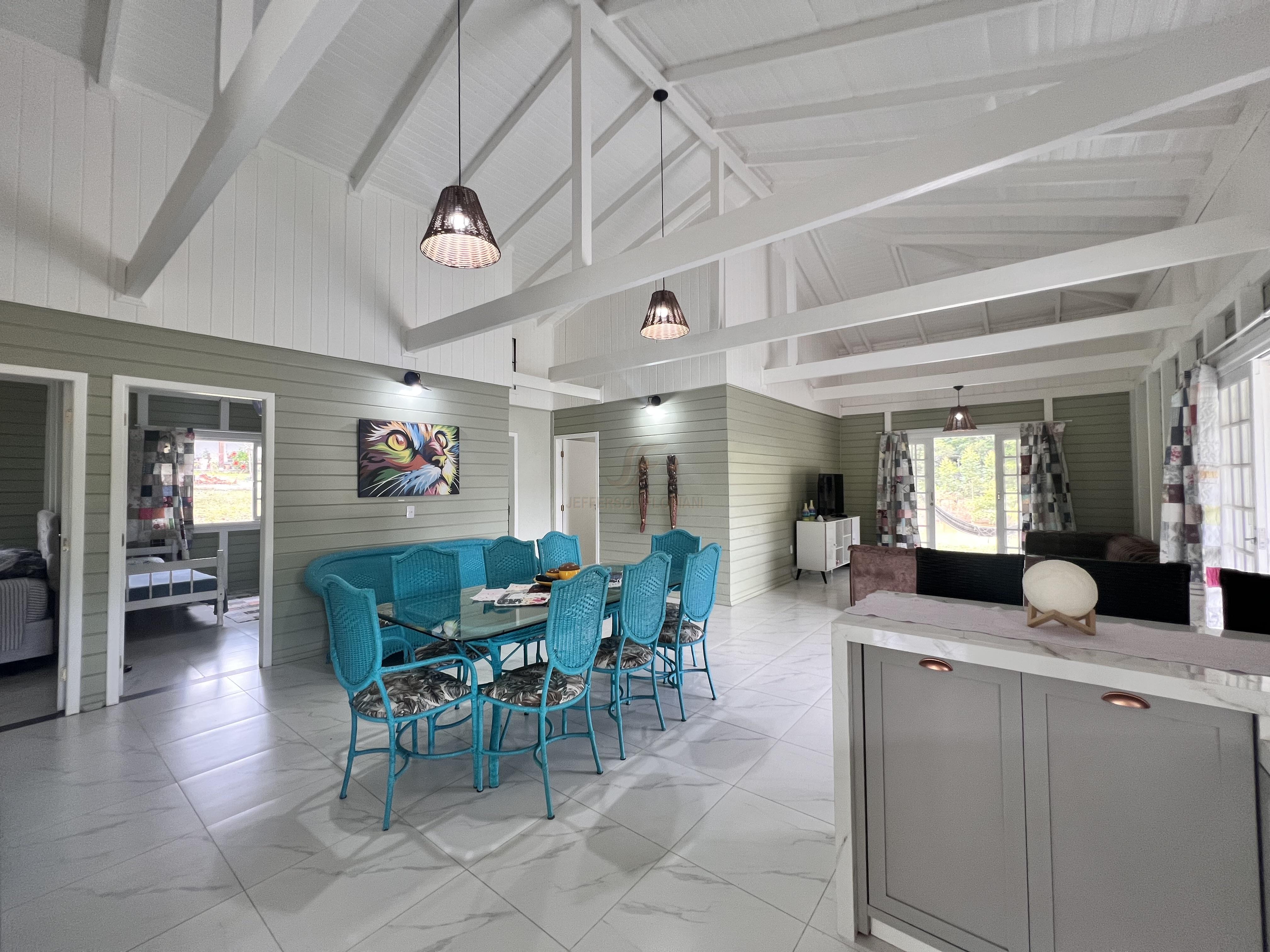 Paraíso a Venda com 2 Casas Novas, Riacho e Lagoa