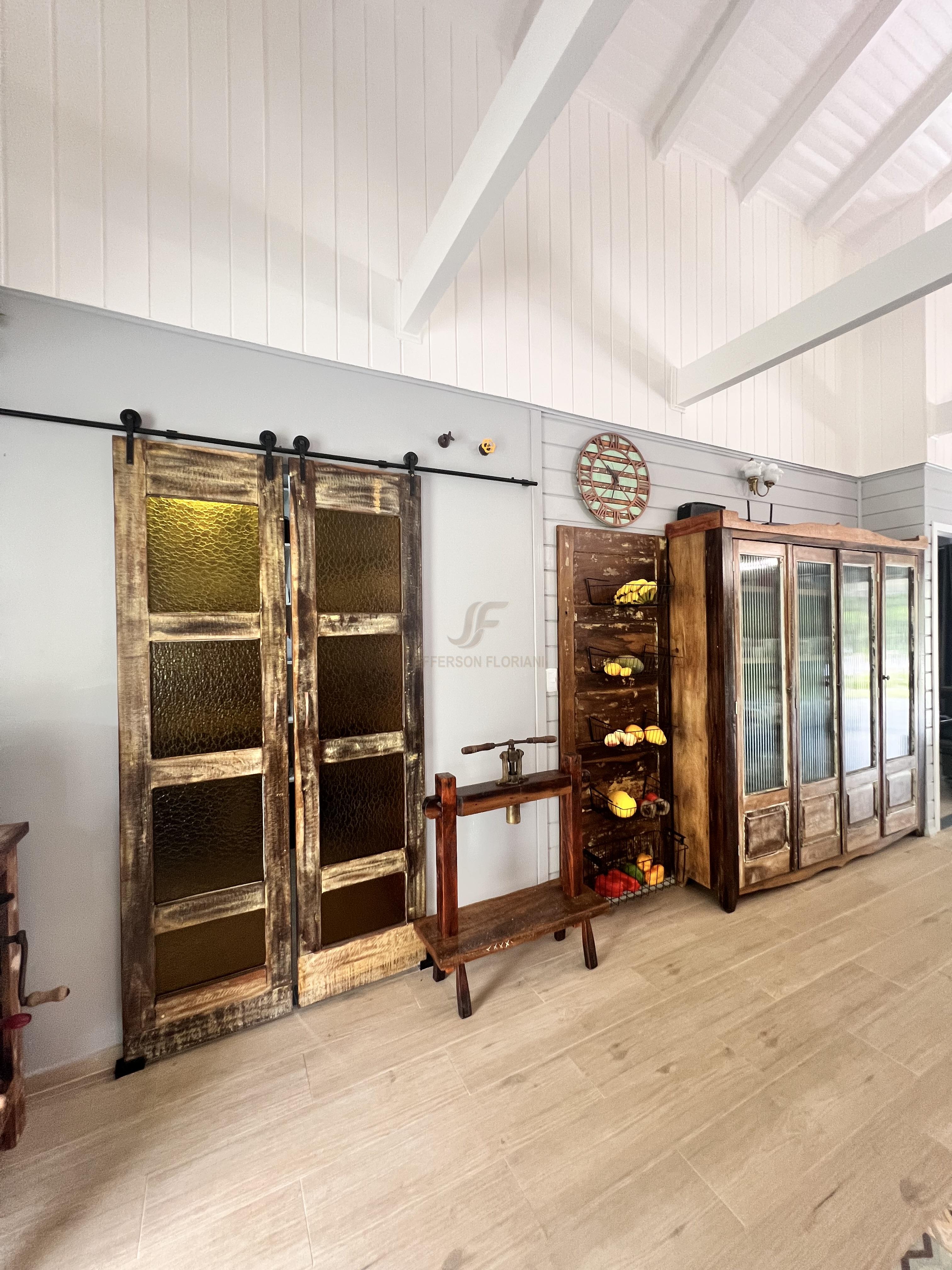 Paraíso a Venda com 2 Casas Novas, Riacho e Lagoa